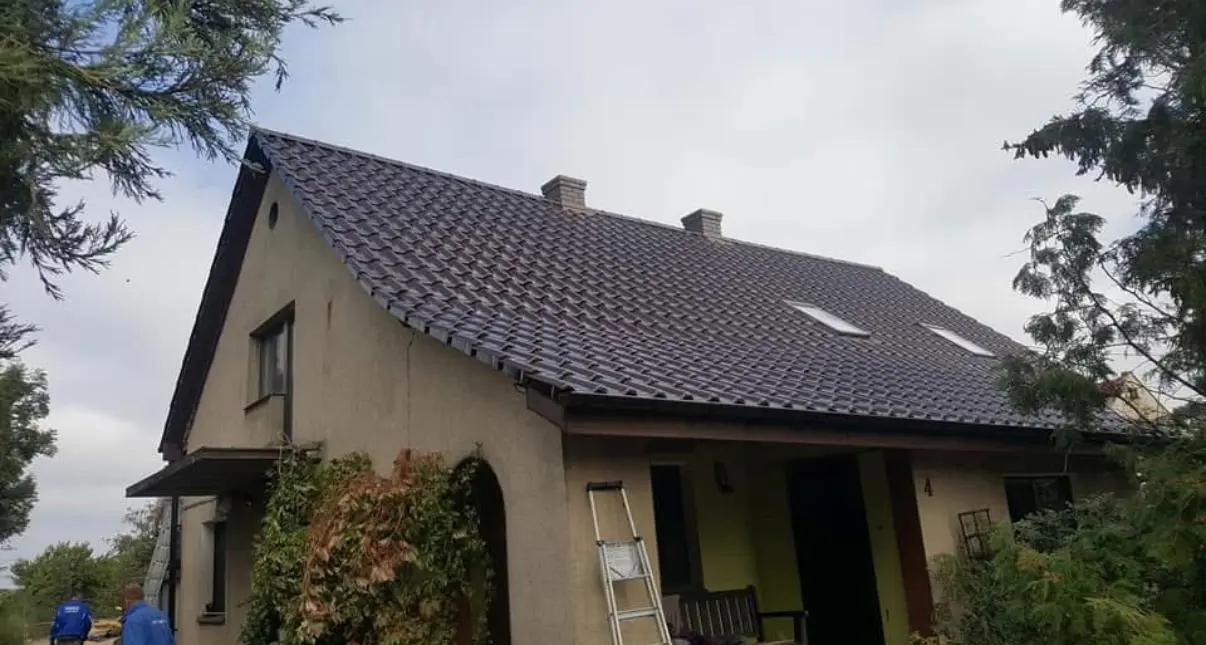 Nowoczesny dach po renowacji – DachBiel