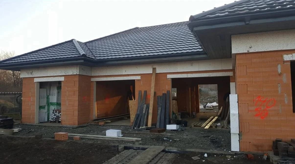 Nowoczesny dach wykonany kompleksowo – trwałość i estetyka na lata